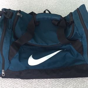 Nike duffel bag